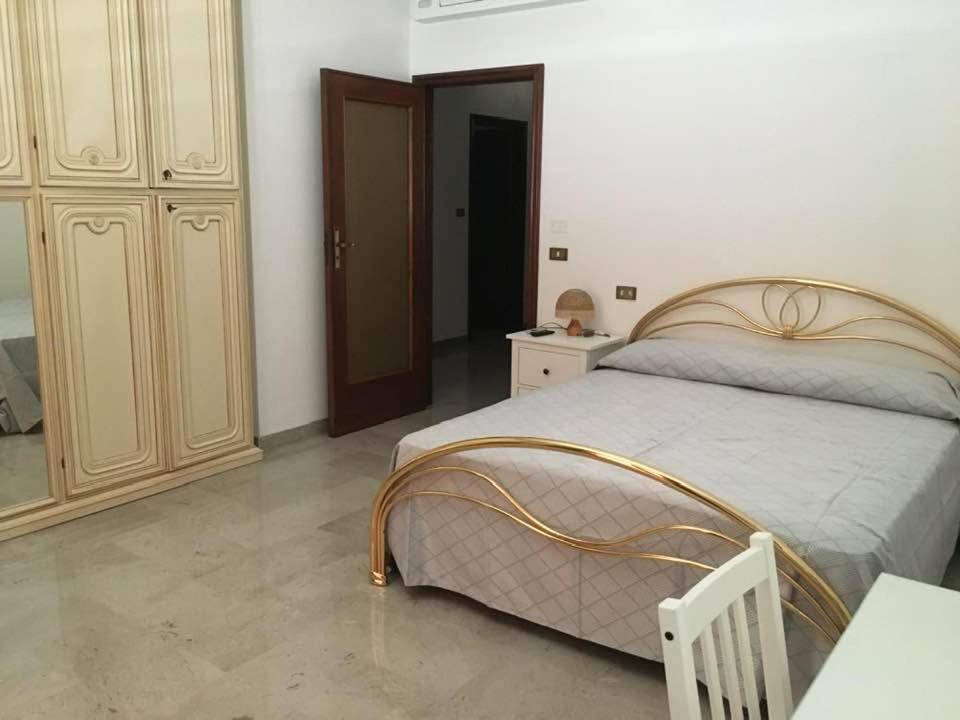L'Isola Di Francesca Guest House Конверсано Екстериор снимка